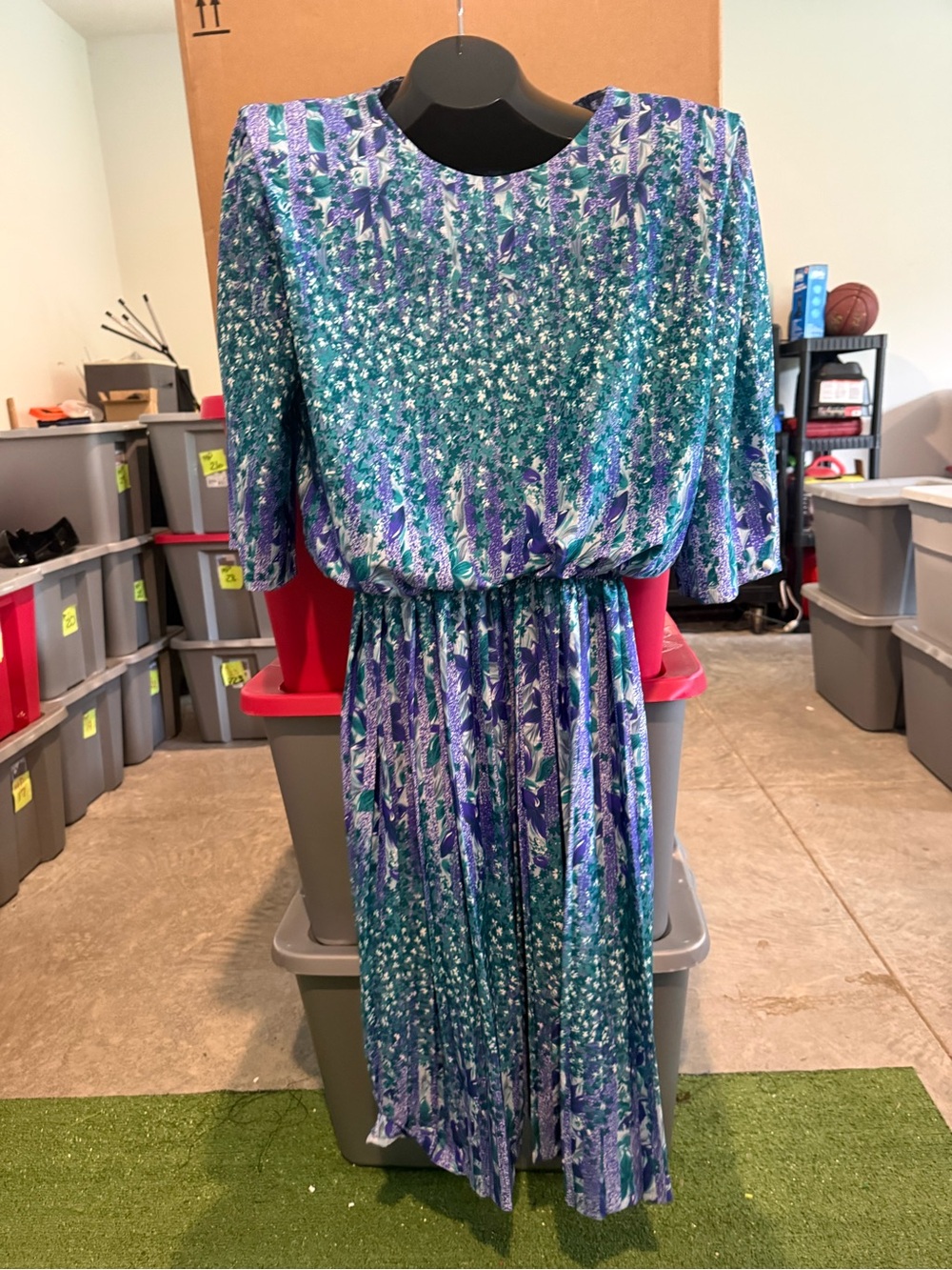 Floral Pleated Midi Dress in Teal & Purple93 - Picture 3 of 3